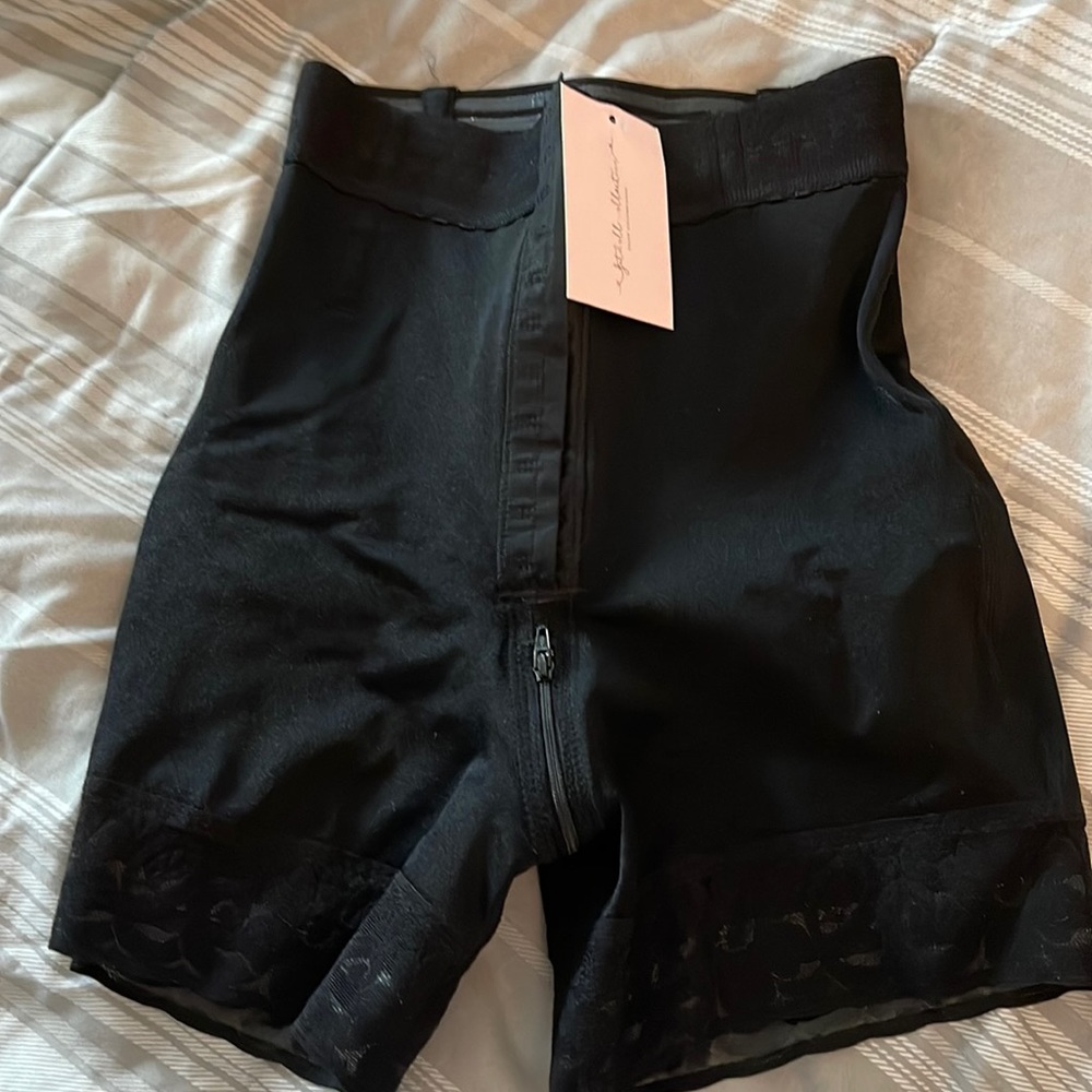 Fit Doll Collection high rise butt lift shorts